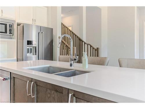 116 Harpin Way E, Fergus, ON - Indoor Photo Showing Kitchen With Double Sink With Upgraded Kitchen