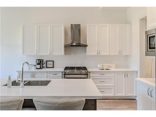 116 Harpin Way E, Fergus, ON - Indoor Photo Showing Kitchen With Double Sink