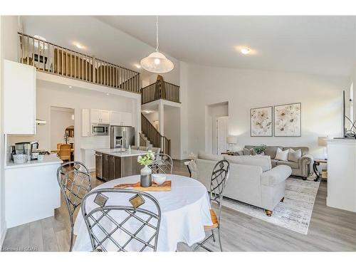 116 Harpin Way E, Fergus, ON - Indoor Photo Showing Dining Room