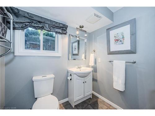 106/108 Kathleen Street, Guelph, ON - Indoor Photo Showing Bathroom