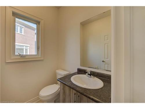 154 Attwater Drive, Cambridge, ON - Indoor Photo Showing Bathroom