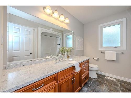 953 St David Street N, Fergus, ON - Indoor Photo Showing Bathroom