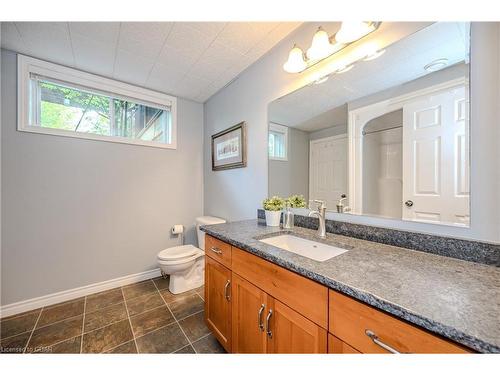 953 St David Street N, Fergus, ON - Indoor Photo Showing Bathroom