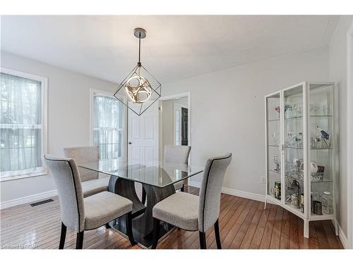 880 Goshen Road, Tillsonburg, ON - Indoor Photo Showing Dining Room