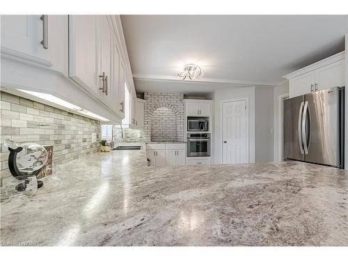 880 Goshen Road, Tillsonburg, ON - Indoor Photo Showing Kitchen