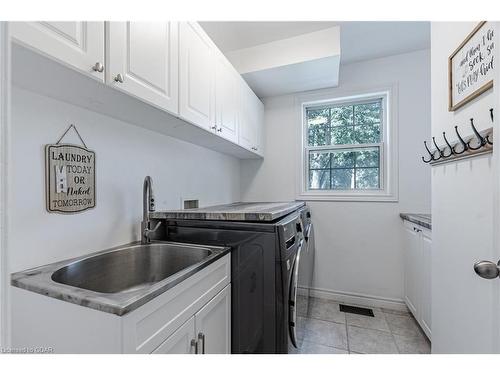 880 Goshen Road, Tillsonburg, ON - Indoor Photo Showing Laundry Room