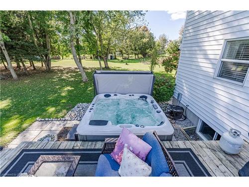 880 Goshen Road, Tillsonburg, ON - Outdoor With Deck Patio Veranda