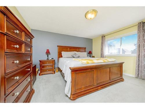 119 Lou'S Boulevard, Rockwood, ON - Indoor Photo Showing Bedroom