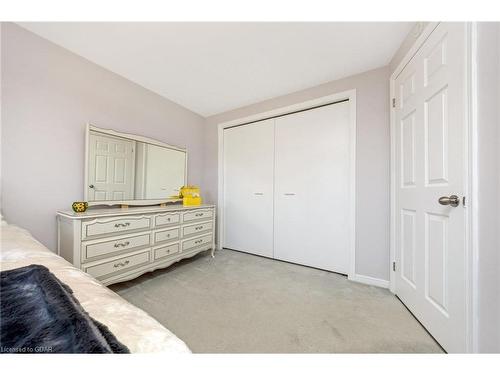 119 Lou'S Boulevard, Rockwood, ON - Indoor Photo Showing Bedroom