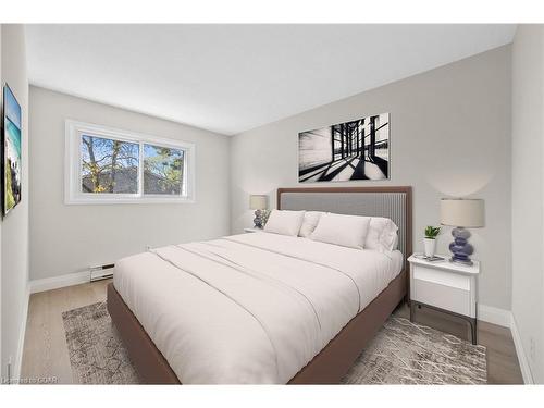 165-2050 Upper Middle Road, Burlington, ON - Indoor Photo Showing Bedroom