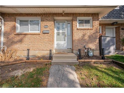 165-2050 Upper Middle Road, Burlington, ON - Outdoor