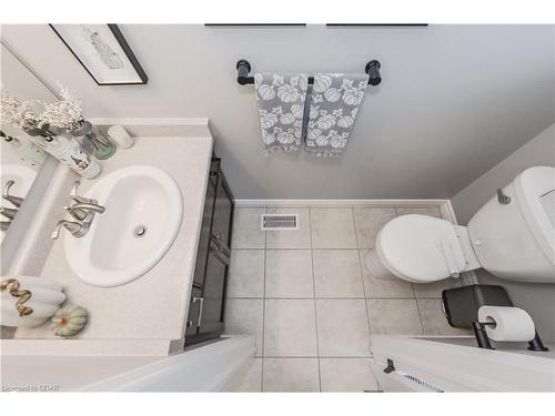 103 Halls Drive, Elora, ON - Indoor Photo Showing Bathroom