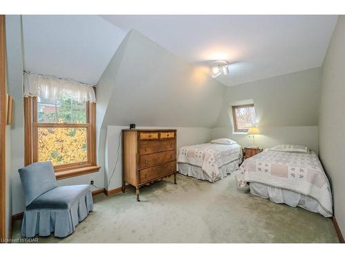 43 Mont Street, Guelph, ON - Indoor Photo Showing Bedroom