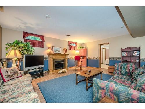 43 Mont Street, Guelph, ON - Indoor Photo Showing Living Room With Fireplace