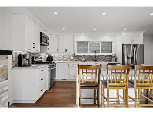 67 Rosewood Avenue, Guelph, ON - Indoor Photo Showing Kitchen With Upgraded Kitchen