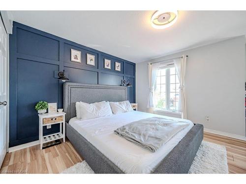 174 Windflower Drive, Kitchener, ON - Indoor Photo Showing Bedroom