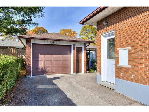 17 Kara Lee Court, Guelph, ON - Outdoor With Exterior