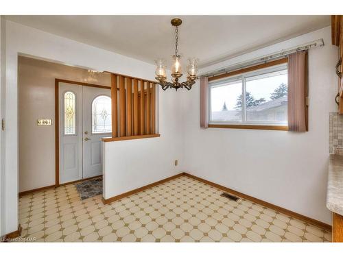 17 Kara Lee Court, Guelph, ON - Indoor Photo Showing Other Room