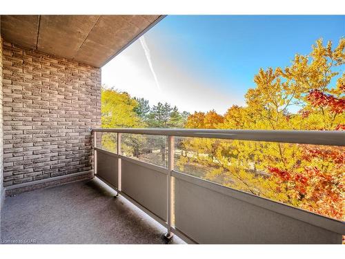 402-93 Westwood Road, Guelph, ON - Outdoor With Balcony With Exterior