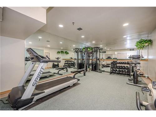 402-93 Westwood Road, Guelph, ON - Indoor Photo Showing Gym Room