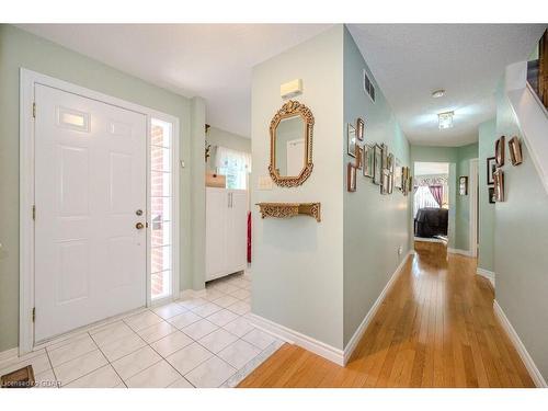 15-60 Ptarmigan Drive, Guelph, ON - Indoor Photo Showing Other Room