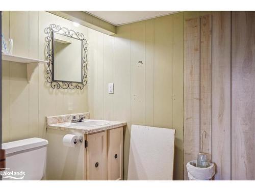 255 Brown Street, Gravenhurst, ON - Indoor Photo Showing Bathroom