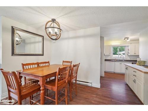 255 Brown Street, Gravenhurst, ON - Indoor Photo Showing Dining Room