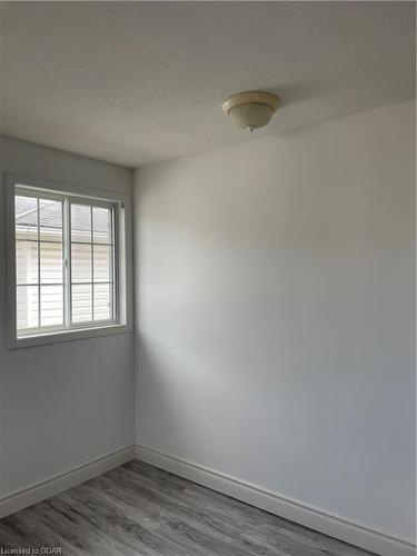 36 Raspberry Lane, Guelph, ON - Indoor Photo Showing Other Room