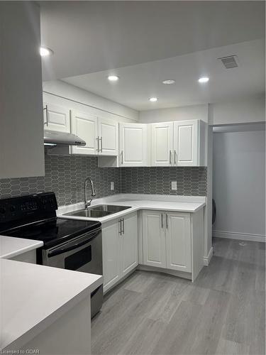 36-B Raspberry Lane, Guelph, ON - Indoor Photo Showing Kitchen With Double Sink