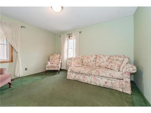 338 Garafraxa Street, Fergus, ON - Indoor Photo Showing Living Room