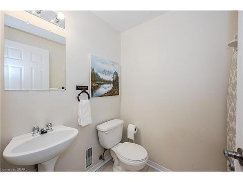 6-426 Grange Road, Guelph, ON - Indoor Photo Showing Bathroom