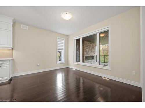 84 Mccann Street, Guelph, ON - Indoor Photo Showing Other Room