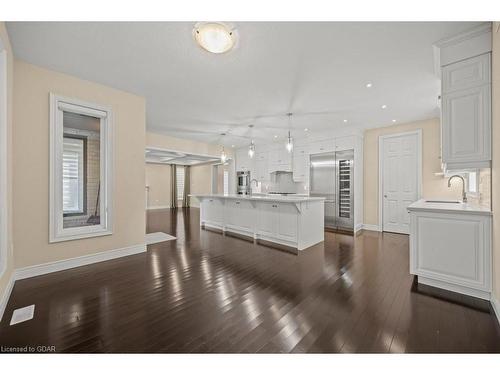 84 Mccann Street, Guelph, ON - Indoor Photo Showing Kitchen