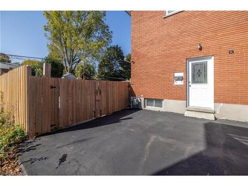 200 Alma Street N, Guelph, ON - Outdoor With Exterior