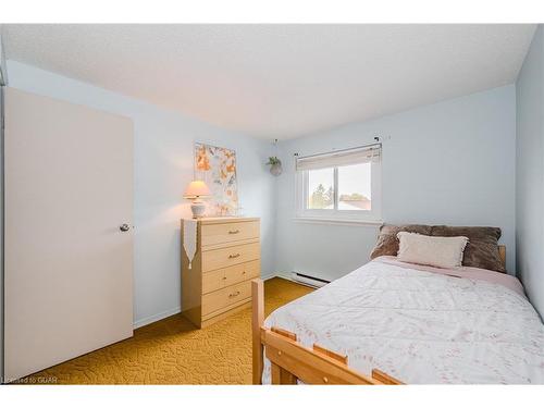 5-2 Worton Avenue, Wellington, ON - Indoor Photo Showing Bedroom