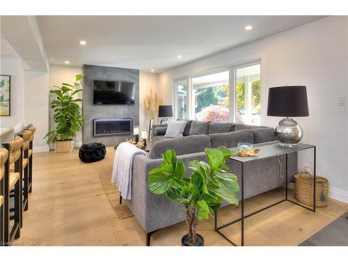 119 Charlotte Place, Kitchener, ON - Indoor Photo Showing Living Room With Fireplace