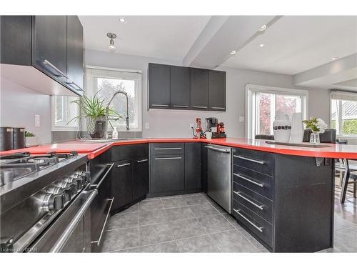 66 Healey Street, Elora, ON - Indoor Photo Showing Kitchen With Upgraded Kitchen