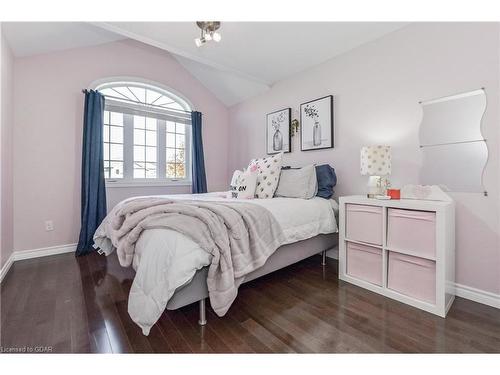 66 Healey Street, Elora, ON - Indoor Photo Showing Bedroom