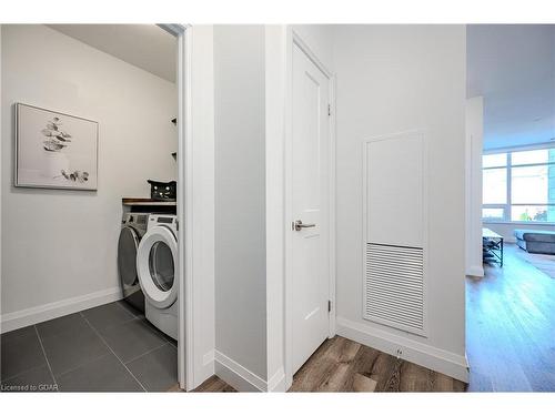 102-399 Queen Street S, Kitchener, ON - Indoor Photo Showing Laundry Room