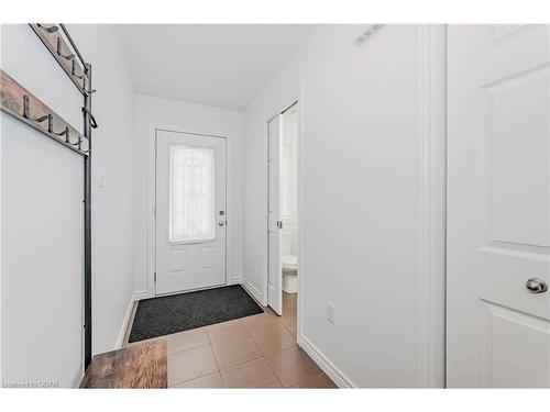 100 Mussen Street, Guelph, ON - Indoor Photo Showing Other Room