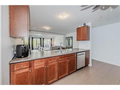 100 Mussen Street, Guelph, ON - Indoor Photo Showing Kitchen