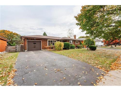 118 Applewood Crescent, Guelph, ON - Outdoor