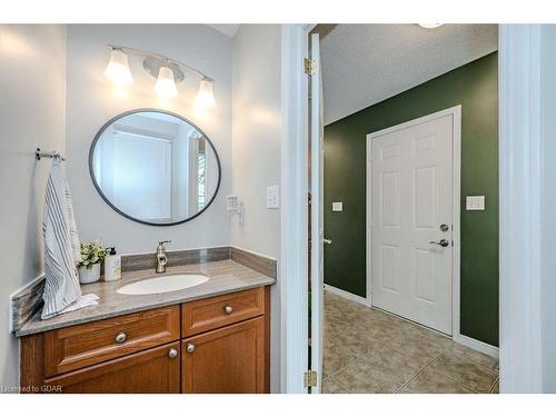 5 Davison Drive, Guelph, ON - Indoor Photo Showing Bathroom