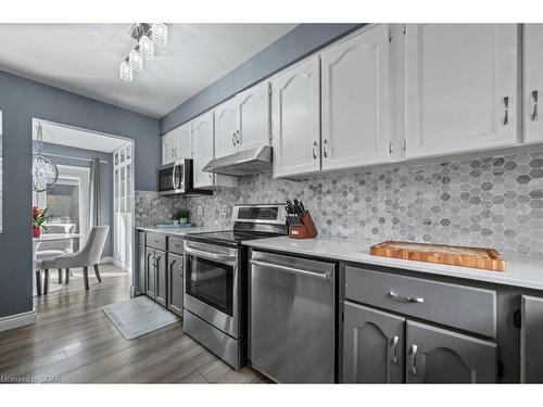 571 Edinburgh Road S, Guelph, ON - Indoor Photo Showing Kitchen