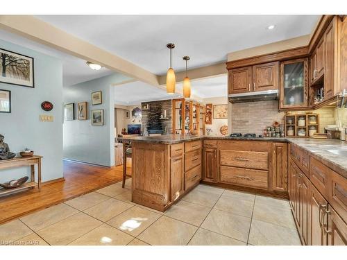 19 Promenade Road, Guelph/Eramosa, ON - Indoor Photo Showing Kitchen