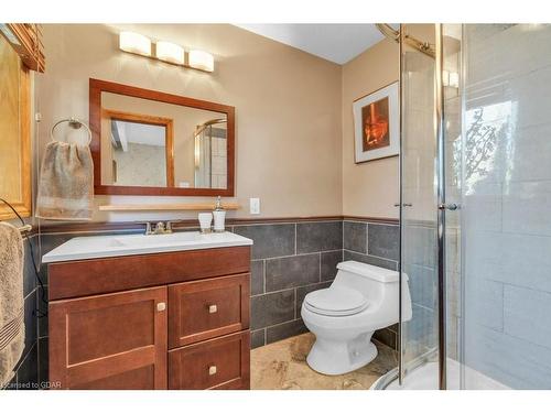 19 Promenade Road, Guelph/Eramosa, ON - Indoor Photo Showing Bathroom