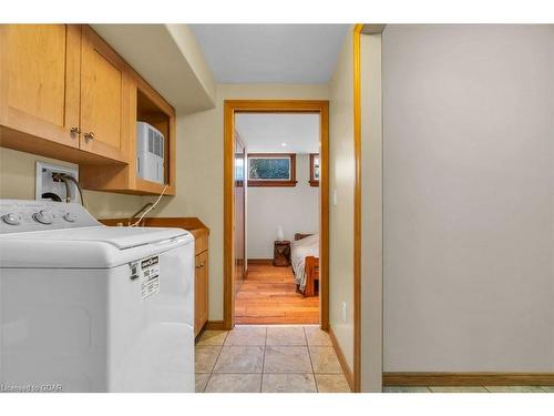 19 Promenade Road, Guelph/Eramosa, ON - Indoor Photo Showing Laundry Room