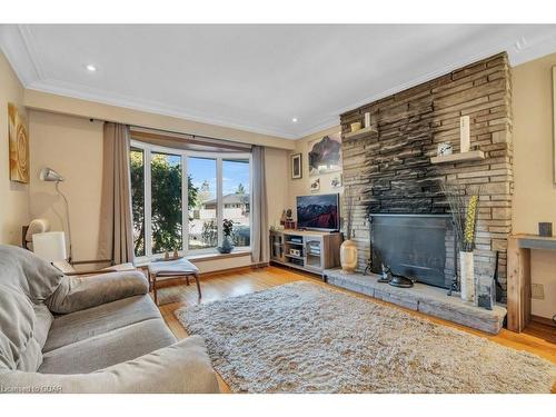 19 Promenade Road, Guelph/Eramosa, ON - Indoor Photo Showing Living Room With Fireplace