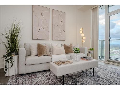 Ph114-9000 Jane Street, Concord, ON - Indoor Photo Showing Living Room