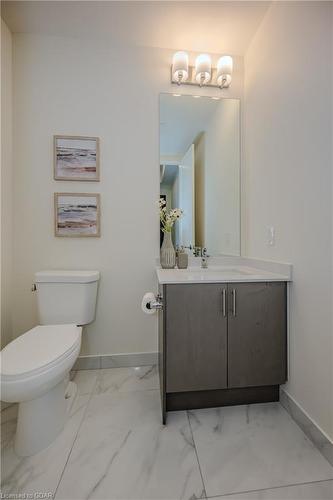 Ph114-9000 Jane Street, Concord, ON - Indoor Photo Showing Bathroom